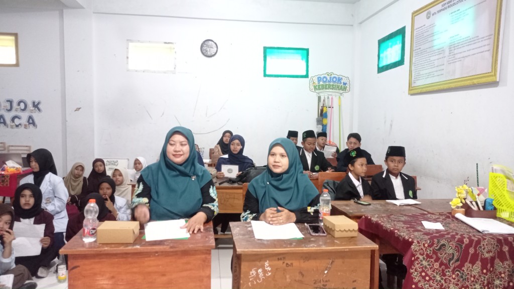 ENGLISH AND ARABIC COMPETITION