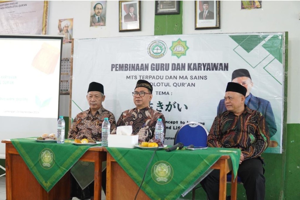 Pembinaan Guru dan karyawan