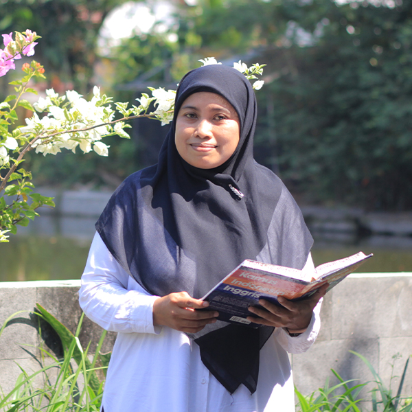 Sekar Arum Purwadhani, S.Pd.